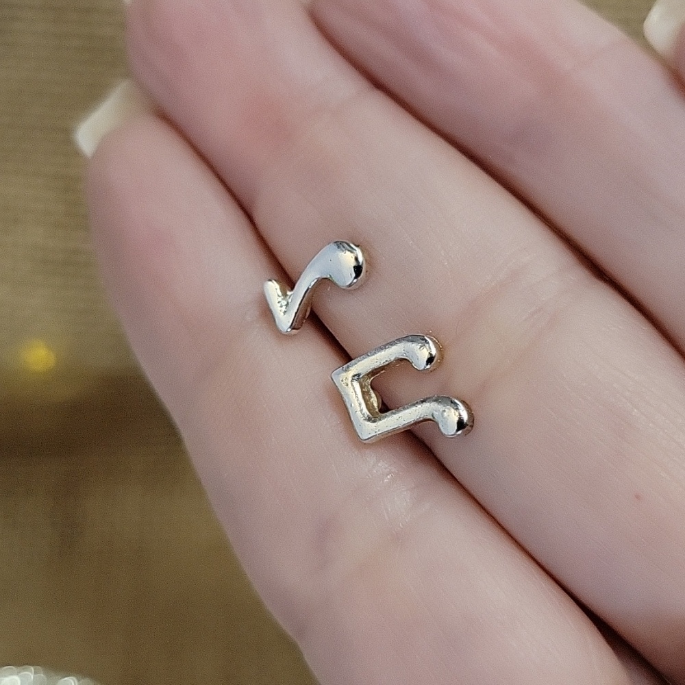 MUSICAL NOTE EARRINGS